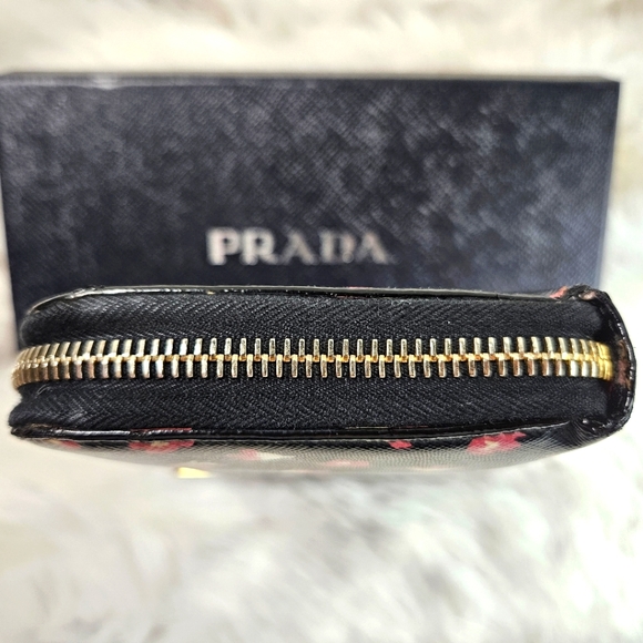 Prada Floral Leather Long Zip Wallet (Full Inclusion) - Picture 5 of 11